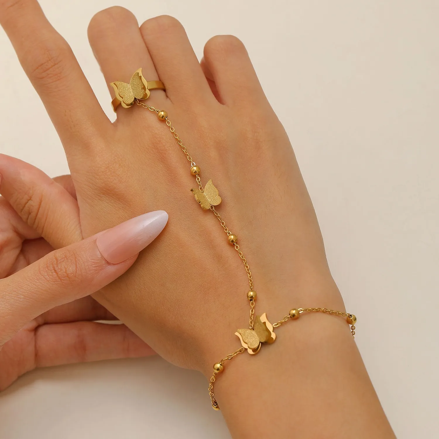 Hand Accessories Sourcing